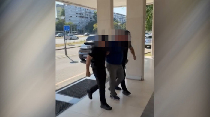 Uhapšen menadžer pumpe u Zemunu: Prisvojio iz blagajne više od sedam miliona dinara, iz menjačnice 28.000 evra