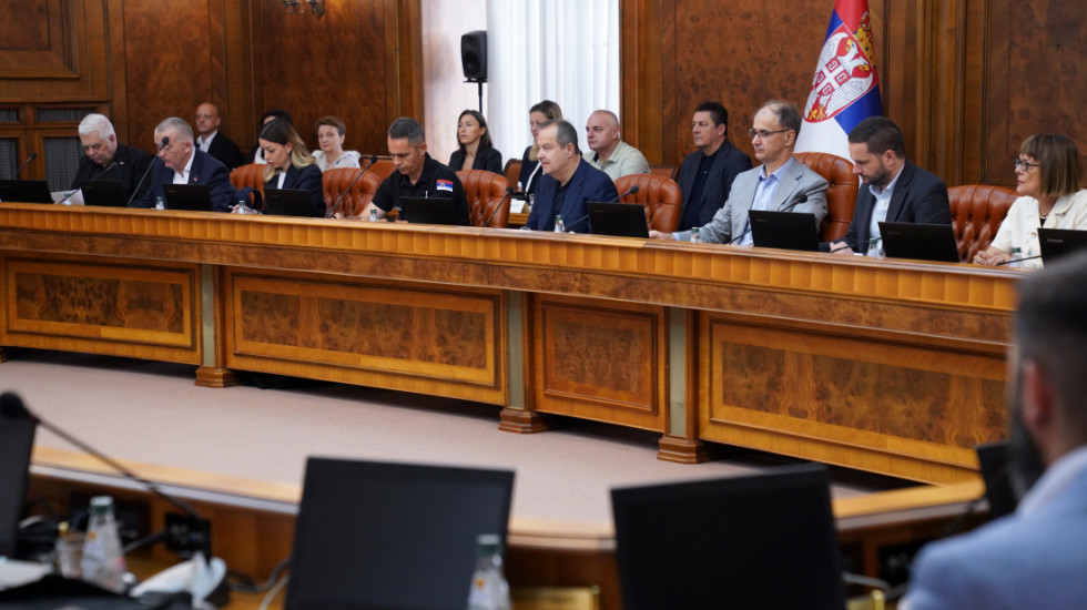 Dačić: Zbog istorijski niskog vodostaja Dunava zabranjena nepotrebna potrošnja vode