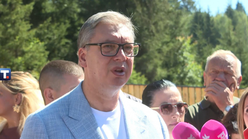 "Srbija ne preti nikome": Vučić o Ibru i reakcijama iz Prištine