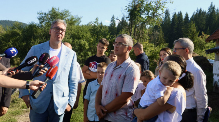 Vučić: Nemojte da delite ljude po verskoj pripadnosti, za mene su svi građani