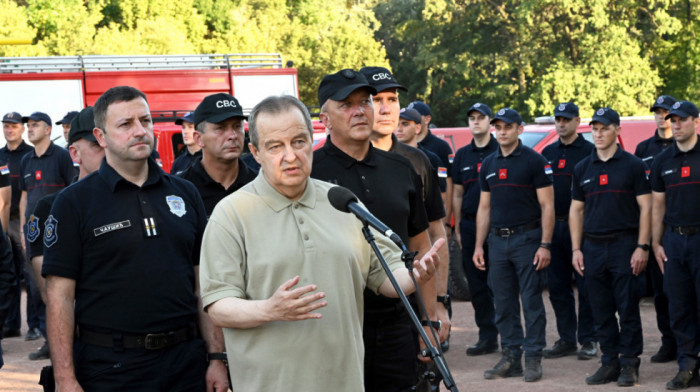 Dačić o požarima u Srbiji: "Vatrogasci su pravi heroji, oni koji ih napadaju su ništavila"