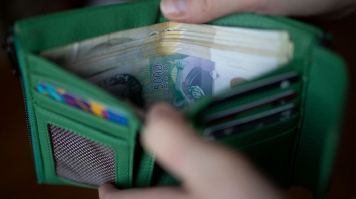 Bez dogovora o minimalnoj ceni rada: Vlada predložila povećanje na oko 600 evra, sindikati nezadovoljni