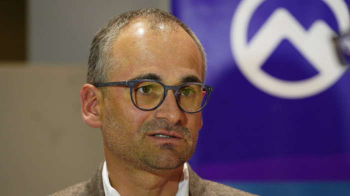 Direktor ''Luštica beja'' Dejan Ljevnaić zbog pritisaka napustio Crnu Goru