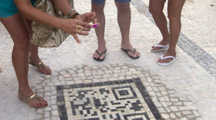 Turisti na udaru sajber napada, prevaranti koriste i QR kodove - Stručnjak ističe: Potrebna "digitalna higijena"