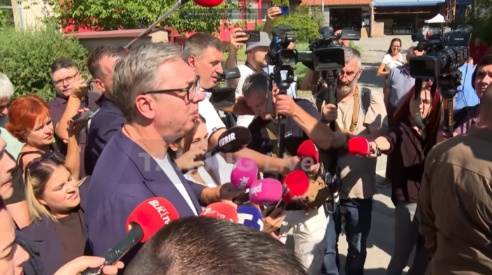 Predsednik Vučić na jugoistoku Srbije: U obilasku preduzeća "Ukras" u Velikom Popoviću kod Despotovca