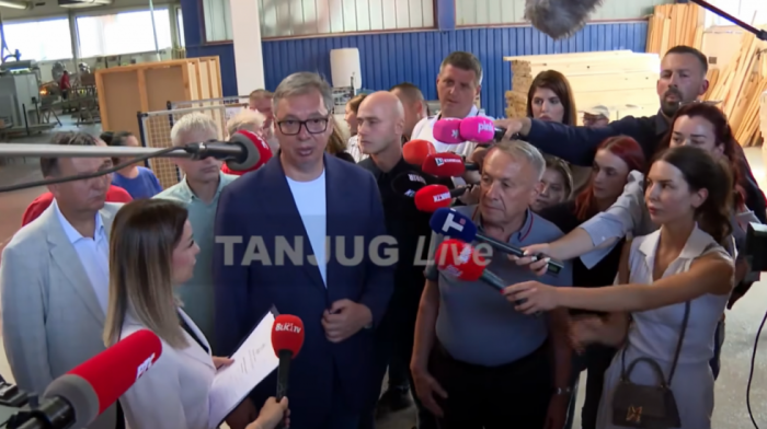 Predsednik Vučić na jugoistoku Srbije: U obilasku preduzeća "Ukras" u Velikom Popoviću kod Despotovca