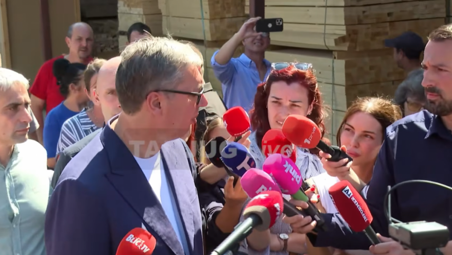 Vučić o prebijanju u Zubinom Potoku: Leđa Nenada Raškovića su ogledalo Aljbina Kurtija