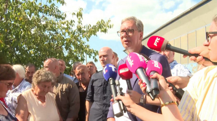 Predsednik Vučić na jugoistoku Srbije: Poseta kompaniji “NIP Spasić” u Ćupriji