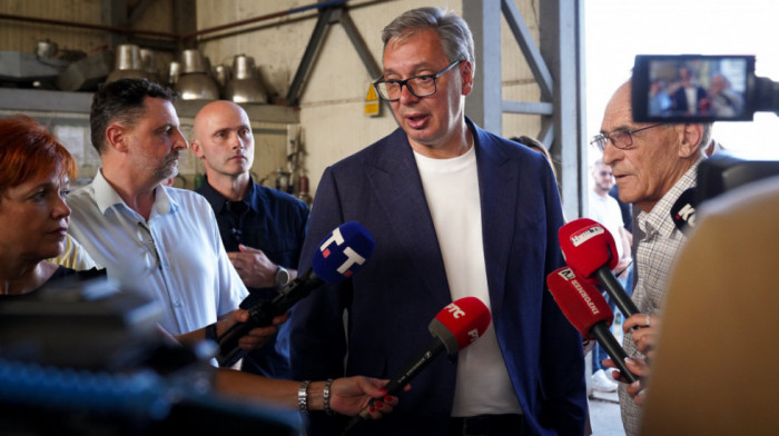 Vučić: Kandidat SNS za predsednika će se znati posle parlamentarnih izbora
