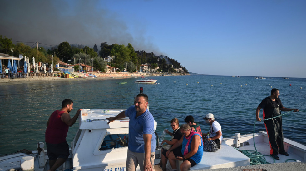 Oglasio se konzulat Srbije nakon požara na Halkidikiju: Važan apel našim građanima