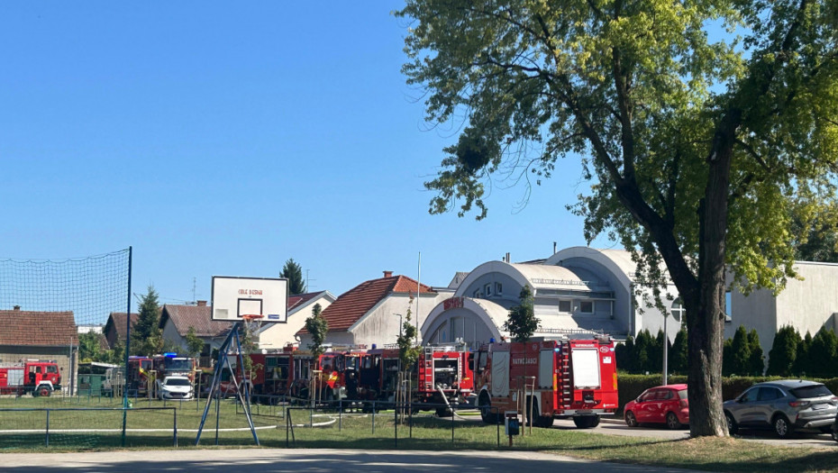 Eksplozija i požar u Varaždinu: Plinske boce letele po dvorištu (FOTO)