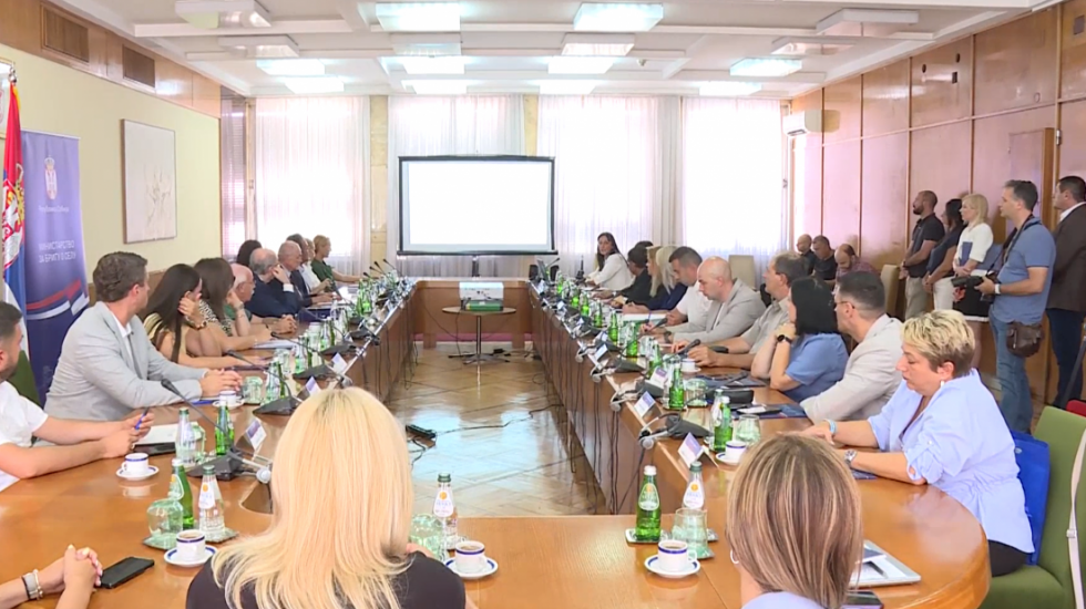 Krkobabić potpisao ugovore za podršku razvoju privrede u selima vredne 40 miliona dinara