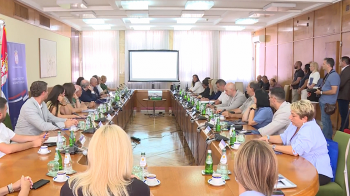 Krkobabić potpisao ugovore za podršku razvoju privrede u selima vredne 40 miliona dinara