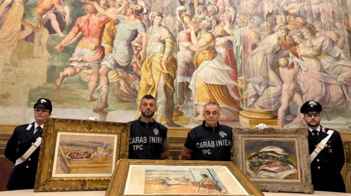 Italijanska policija pronašla ukradene slike Sezana, Renoara i Matisa