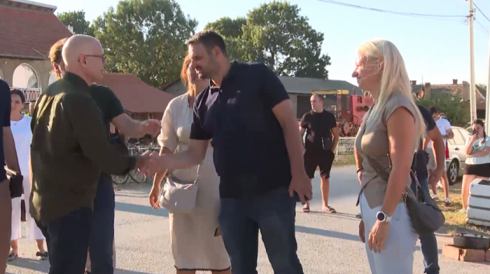 Vučević stigao u Dragovac kod Požarevca na manifestaciju "Satarašijada"