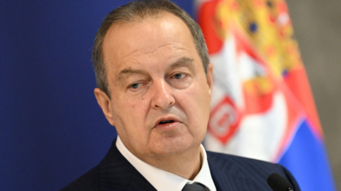 Dačić: Požar kod Kladova lokalizovan na oko 1.300 hektara, vatrogasci ostaju na terenu