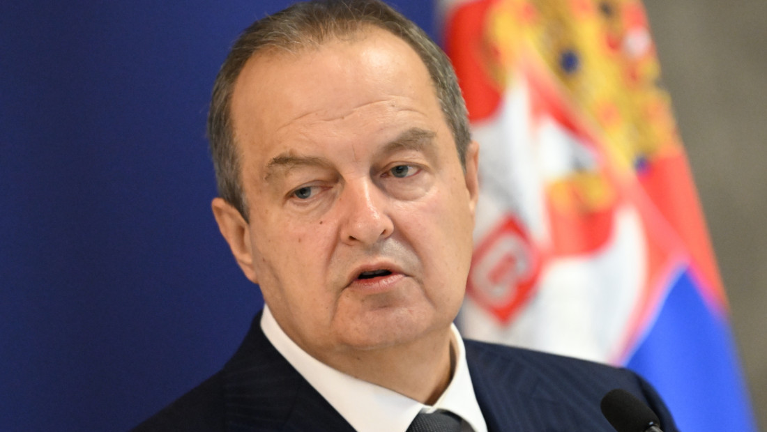 Dačić: Požar kod Kladova lokalizovan na oko 1.300 hektara, vatrogasci ostaju na terenu