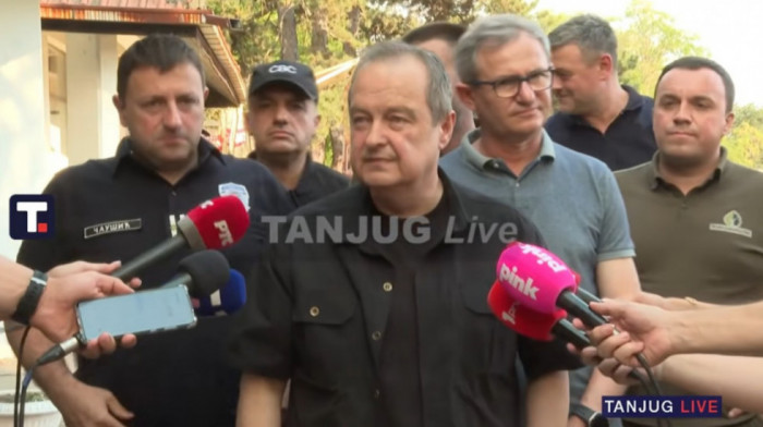 Dačić posle sastanak Štaba za vanredne situacije: U Deliblatskoj peščari izgorelo 3.600 hektara