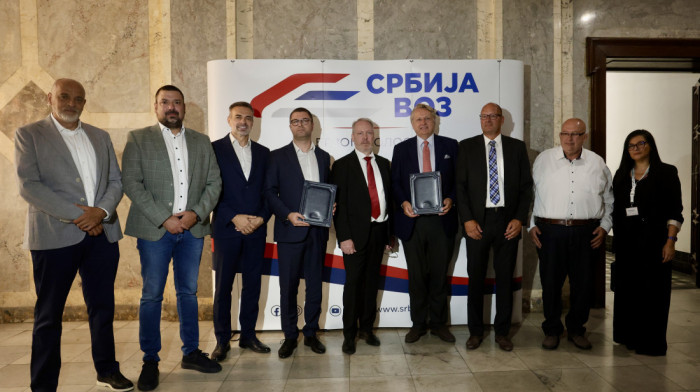 Važna vest za putnike u Srbiji: Stižu "Simens" lokomotive, evo kada kreću za Budimpeštu i Beč