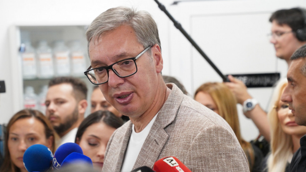 Vučić o izbornim procedurama: "Bugarski voz“ je nemoguć, glasački paravani su preporuka ODIHR-a