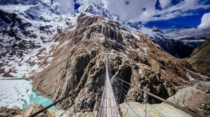 Klimatske promene otkrile tela nestalih alpinista: Posle 34 godine pronađeni Belgijanci u švajcarskim Alpima