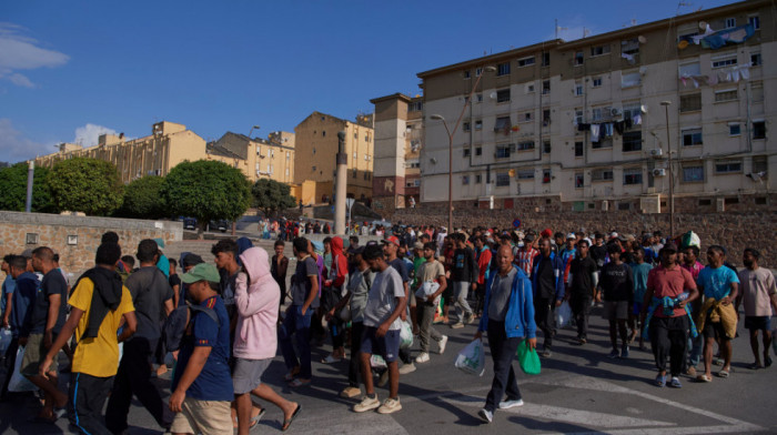 Mesec dana nakon nezapamćenog priliva migranata: Kako danas zapravo izgleda život u Seuti?