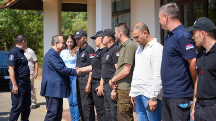 Macut i Dačić na terenu: Više od 435 ljudi gasi požare, ruski Iljušin već izbacio 120 tona vode