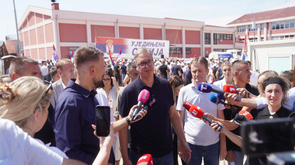 Vučić u Ubu: Uradićemo ceo put od Uba do Koceljeve i povećati kapacitet vodovoda za Ub
