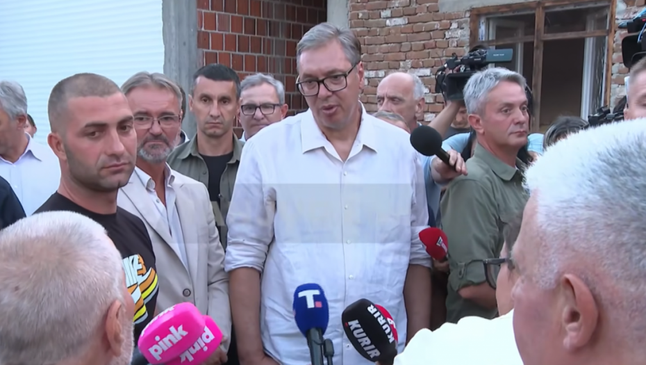 Vučić u poseti Jablaničkom okrugu: Obilazak domaćinstva Ilića u Kacabaću u opštini Bojnik