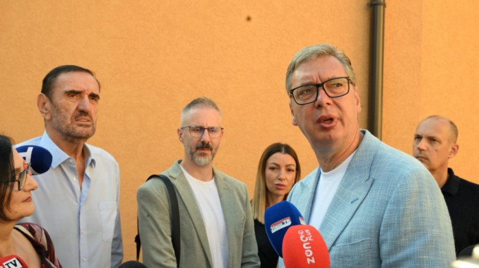 Vučić: U ponedeljak ili utorak očekujem razgovor sa Markom Ruteom o mostu u Kosovskoj Mitrovici