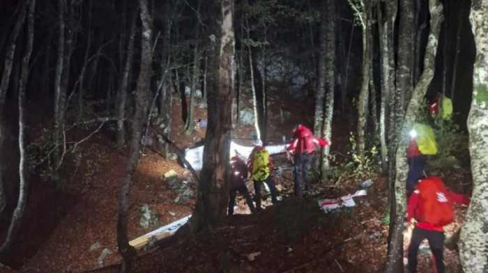 Tragedija iznad Velebita: Pronađena olupina aviona, poginule dve osobe - spasioci se satima borili s nevremenom