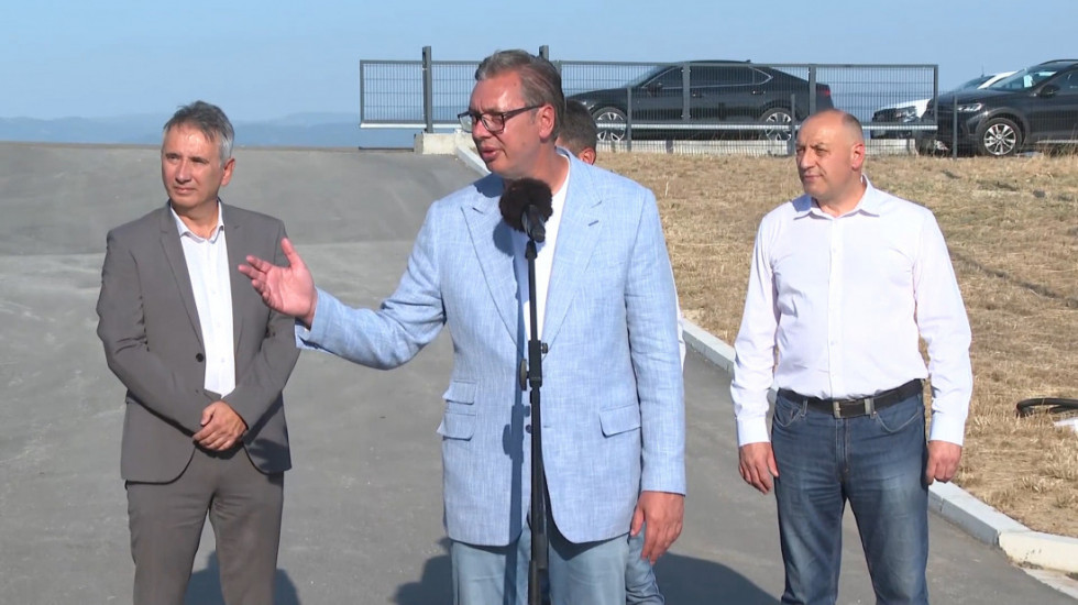 Vučić u Vranju: Nastavićemo da povećavamo minimalac