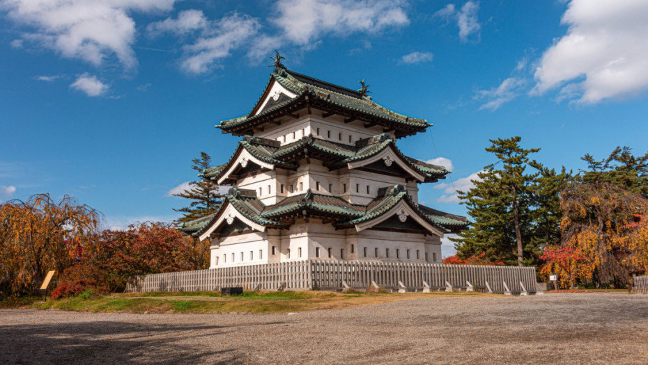 Japan angažovao 1.800 građana da uz pomoć "štapa i kanapa" pomere palatu tešku 360 tona