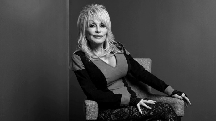Preminula legendarna kantri pevačica Doli Parton
