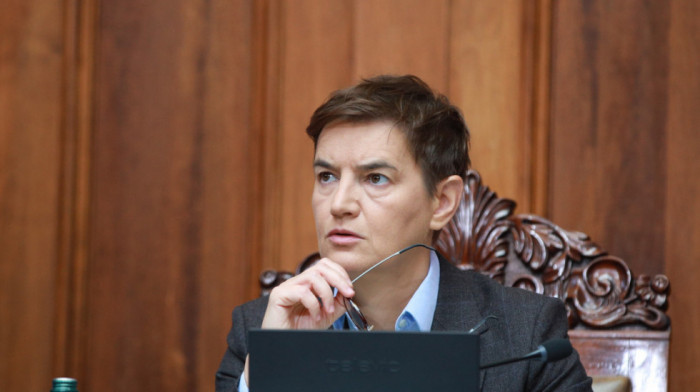 Nastavljena vanredna sednica Skupštine Srbije: U sali prisutno 110 narodnih poslanika