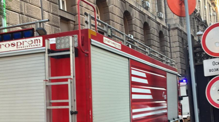 Požar na Novom Beogradu: Izgoreo poznati ugostiteljski objekat u Ulici Omladinskih brigada