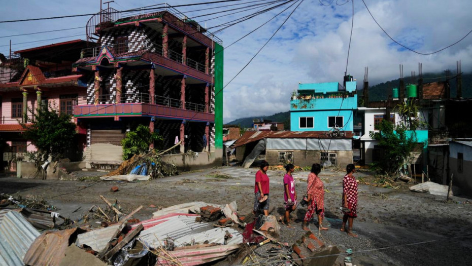 Broj žrtava u Nepalu porastao na 469, više od 1.300 ljudi se vodi kao nestalo