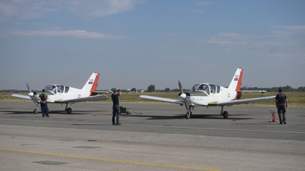 Ministarstvo odbrane: Na batajničkom aerodromu selektivna obuka za buduće vojne pilote