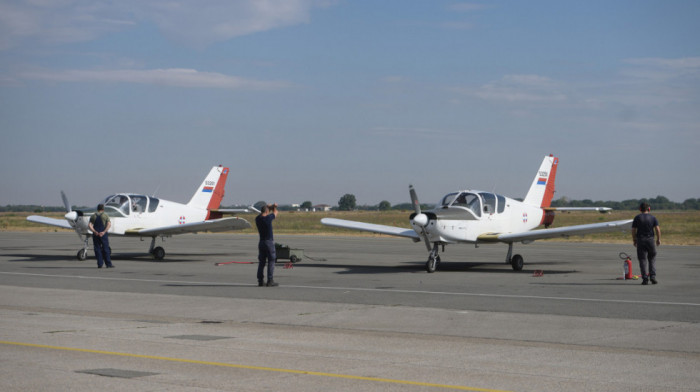 Ministarstvo odbrane: Na batajničkom aerodromu selektivna obuka za buduće vojne pilote