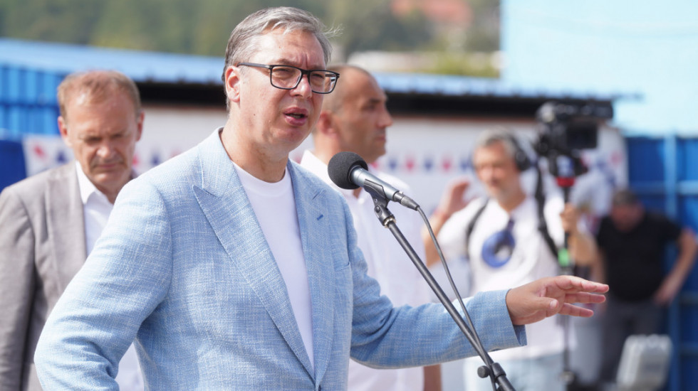 Vučić: Istoriju pišu jači, mi moramo biti mirni i racionalni