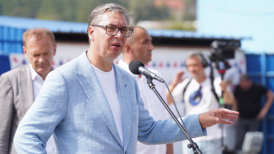 Vučić u Ljuboviji: Za godinu i po dana krenuće izgradnja brze saobraćajnice Loznica-Mali Zvornik