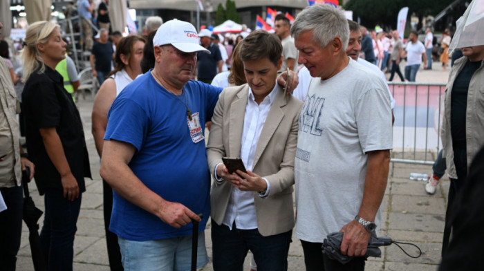 Brnabić: Oni koji pokušavaju da spreče skup Ujedinjena Srbija pozivaju na građanske sukobe