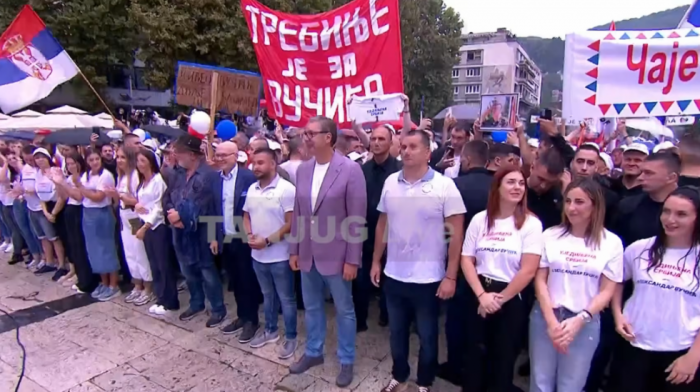 Počeo miting "Ujedinjene Srbije" u Užicu, stigao i predsednik Vučić