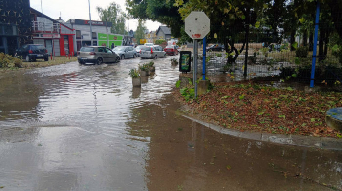 Snažno nevreme pogodilo BiH, Prnjavor ostao bez struje
