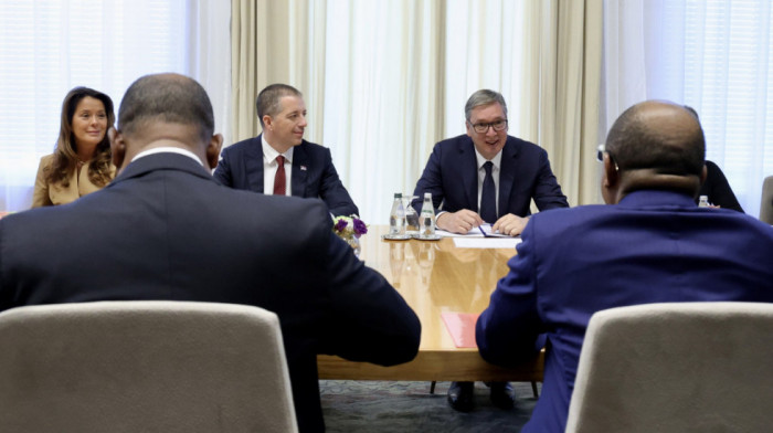 Vučić sa zvaničnicima Mozambika, Tanzanije i Ugande o jačanju saradnje i novim ulaganjima