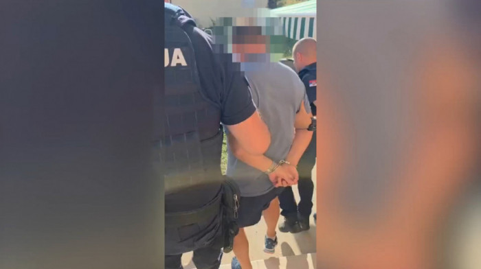 Uhapšen osuđenik koji je pobegao iz Zabele: Policija ga locirala posle skoro godinu dana (VIDEO)
