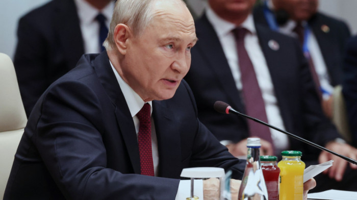 Putin: Postoje šanse za rešavanje sukoba u Ukrajini, Tramp konstruktivno angažovan