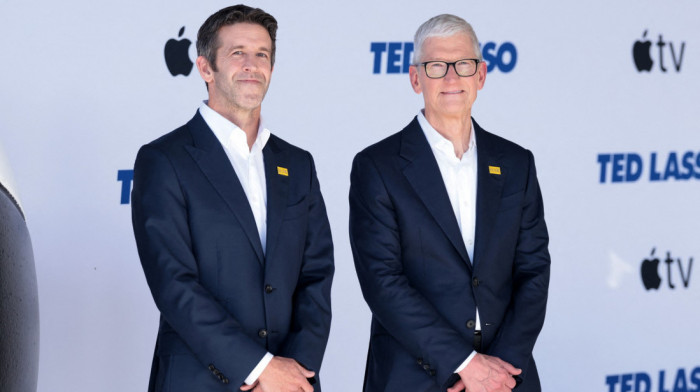 Tim Kuk predao kormilo Apple-a posle 15 godina: Ko je novi šef jedne od najvrednijih kompanija i kolika je njegova plata