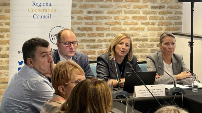Srbija među najspremnijima u regionu za 5G i optičke mreže: U fokusu brže procedure i razvoj infrastrukture