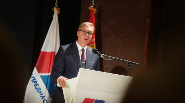 Vučić o odlukama Glavnog odbora: Počastvovan sam, nema stranke koja se odgovornije bori za interese Srbije od SNS-a